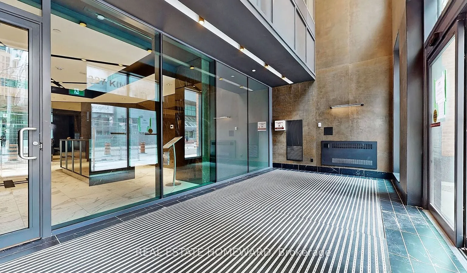 1 bed, $3,000 — Photo 1