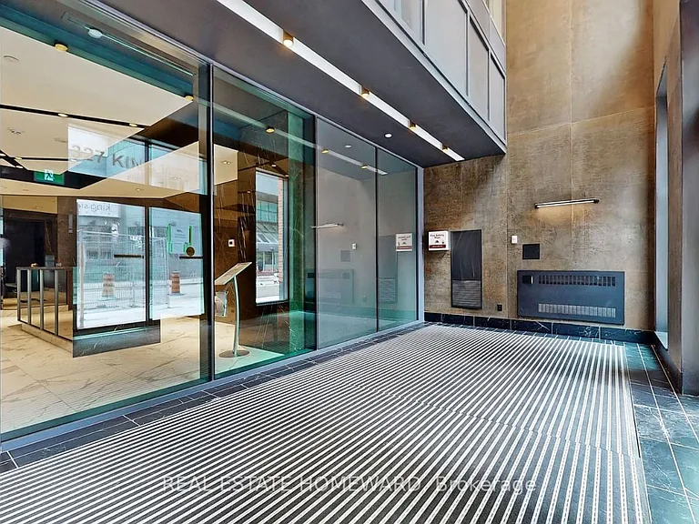 327 King St W #2903 — Photo 1