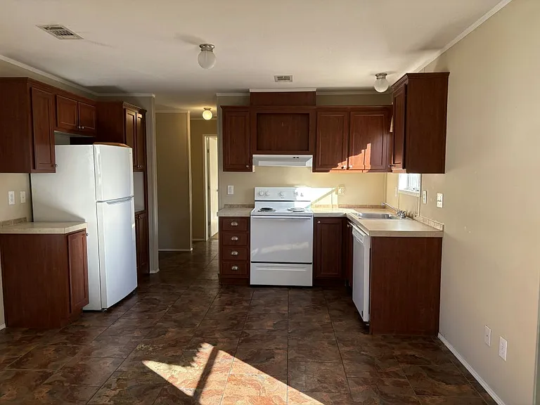 601 Starkey Rd #56 — Photo 6