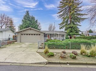 2913 Far West Ave, Medford, OR 97501