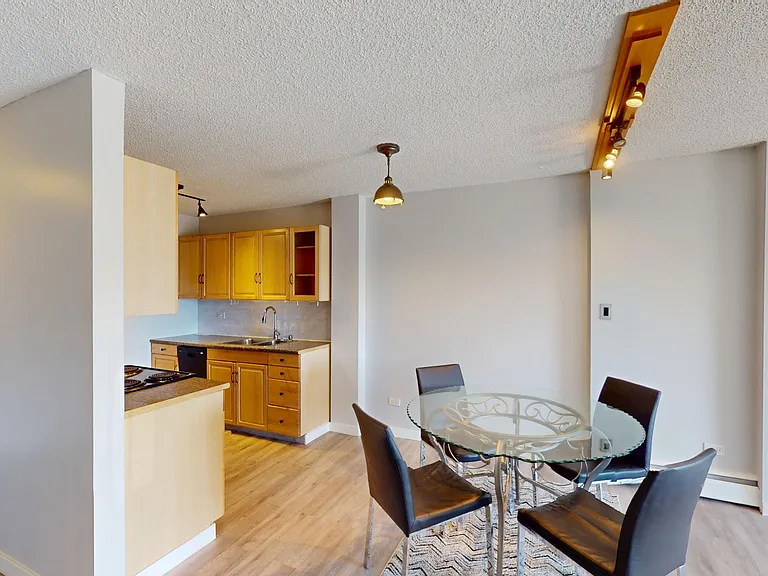 5D 17th Ave SW #515 — Photo 11