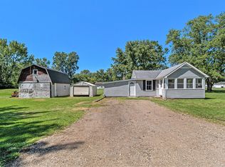1982 McKinley St, Kalamazoo, MI 49004