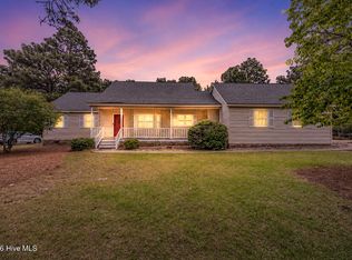 410 Edinboro Drive, Southern Pines, NC 28387