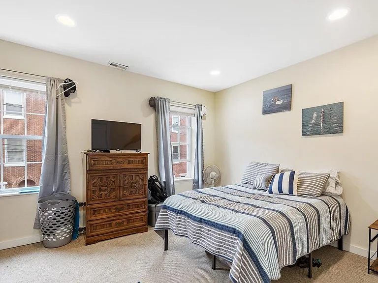 1718 N Gratz St — Photo 18
