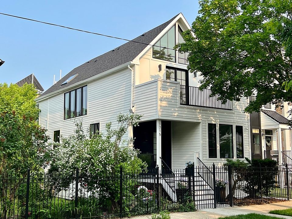 1st image of 1715 N Whipple St