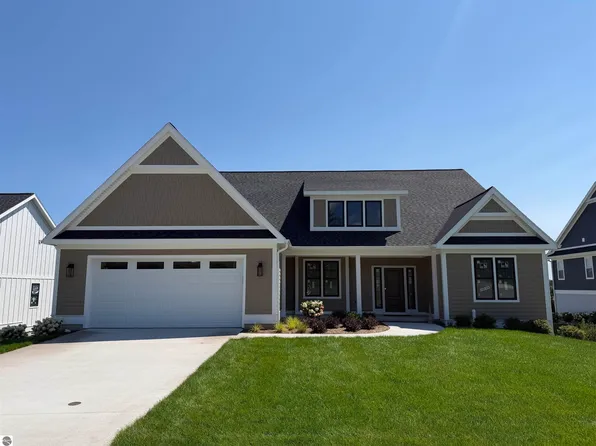 219 Vineyard Ridge Dr, Traverse City, MI 49686