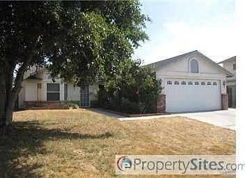 1st image of 33747 Noreen Ln