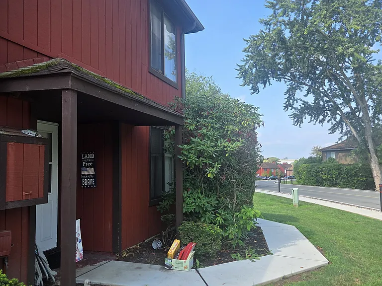 28-6 Wister Way — Photo 18