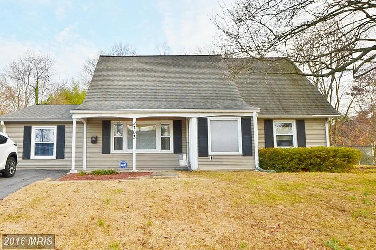 2703 Kirk Ln photo 1