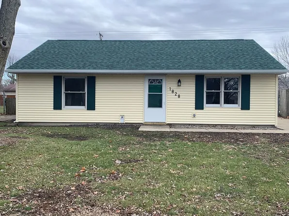 1828 Stonehenge Rd, Springfield, IL 62702