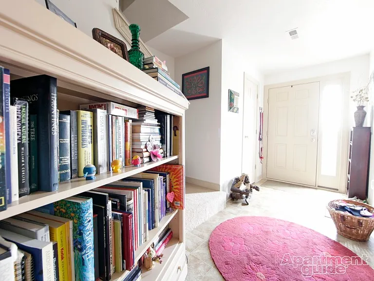 Indigo Pointe Townhomes — Photo 7