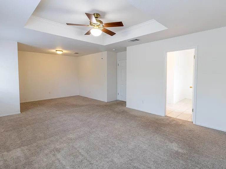 17501 Wiseman Dr — Photo 22