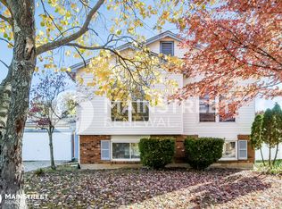 1196 Summerwood Dr, Saint Peters, MO 63376