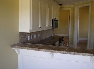 206 Clubview Cir, Pearl, MS 39208