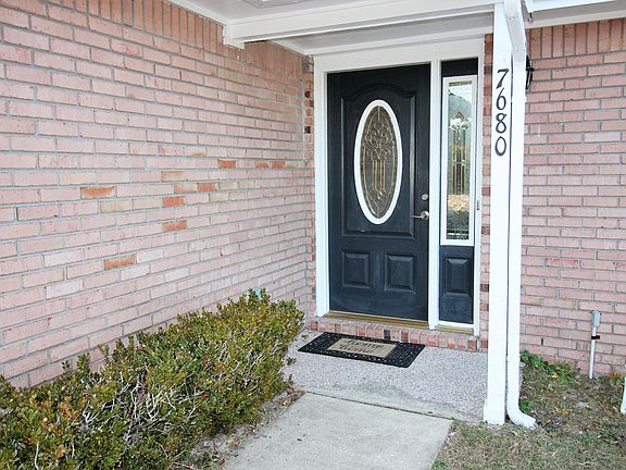 3rd image of 7680 N Shores Dr