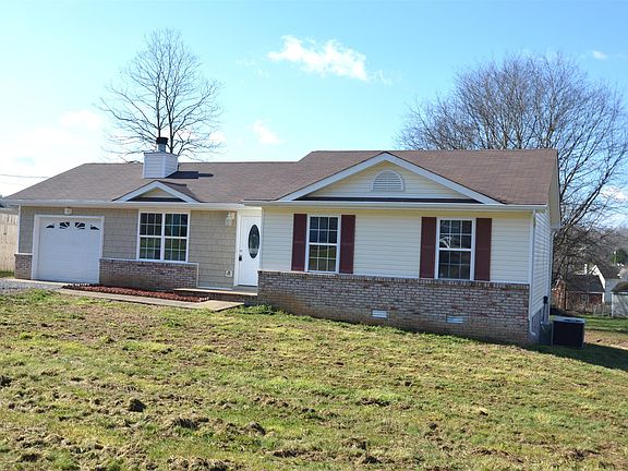 3rd image of 2639 Cummings Cir