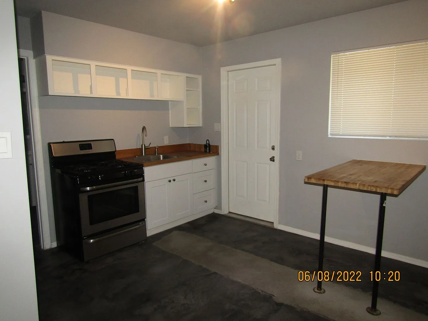3427 N 12th Pl — Photo 3
