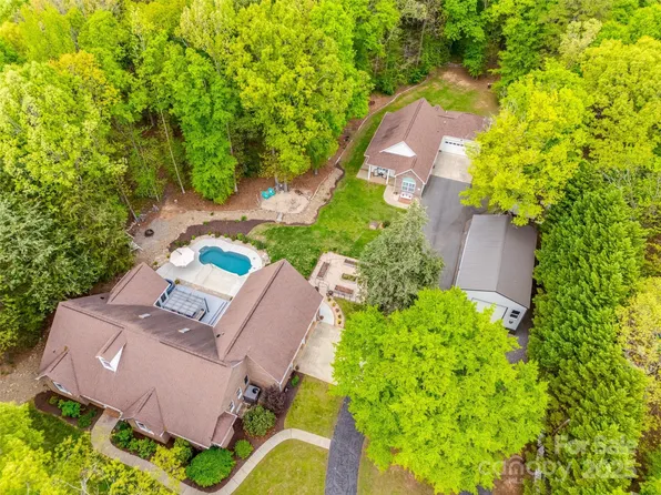 2470 Highway 557, Clover, SC 29710