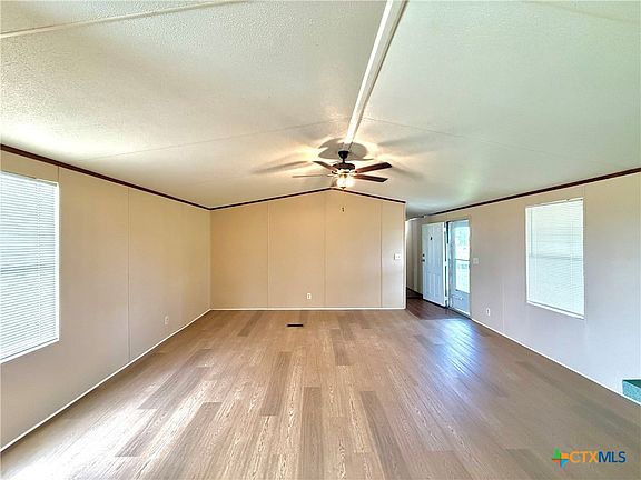 5th image of 146 Lexie Ln