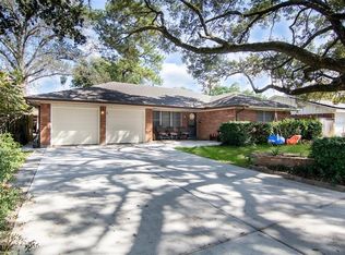 2111 Harper Dr, Pasadena, TX 77502