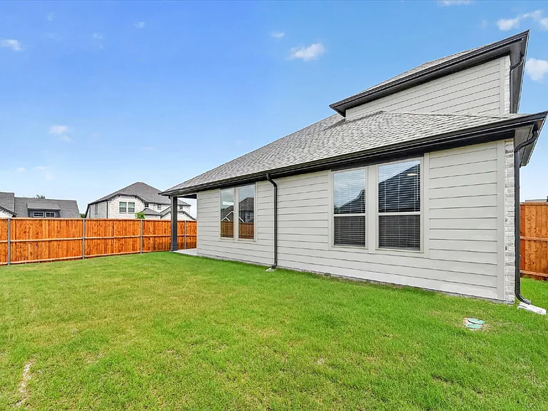 5722 Rushing River Way — Photo 37