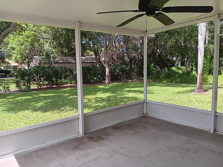 757 Brookedge Ter — Photo 16