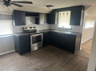 130 Baker St, Salina, KS 67401