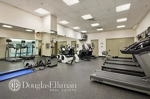 Sold by Douglas Elliman | media 17