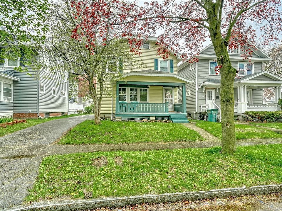 1st image of 397 Sawyer St