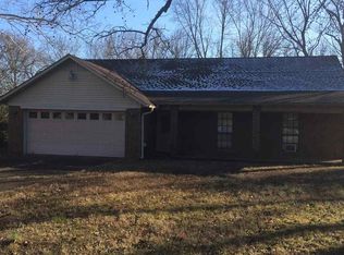 1825 Robins St, Conway, AR 72034