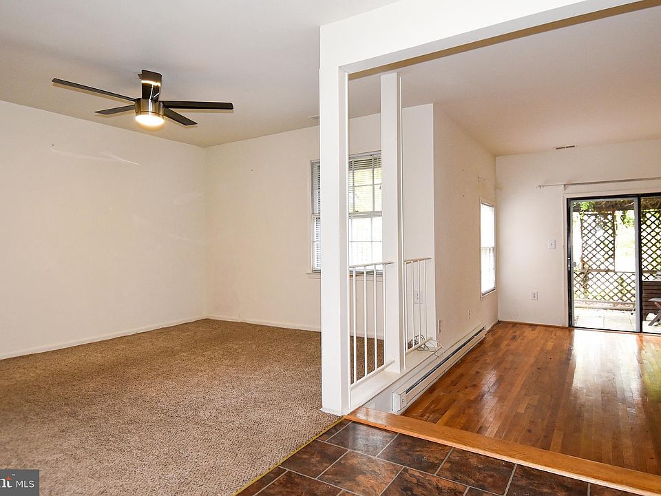 1st image of 1005 Moorefield Hill Pl SW