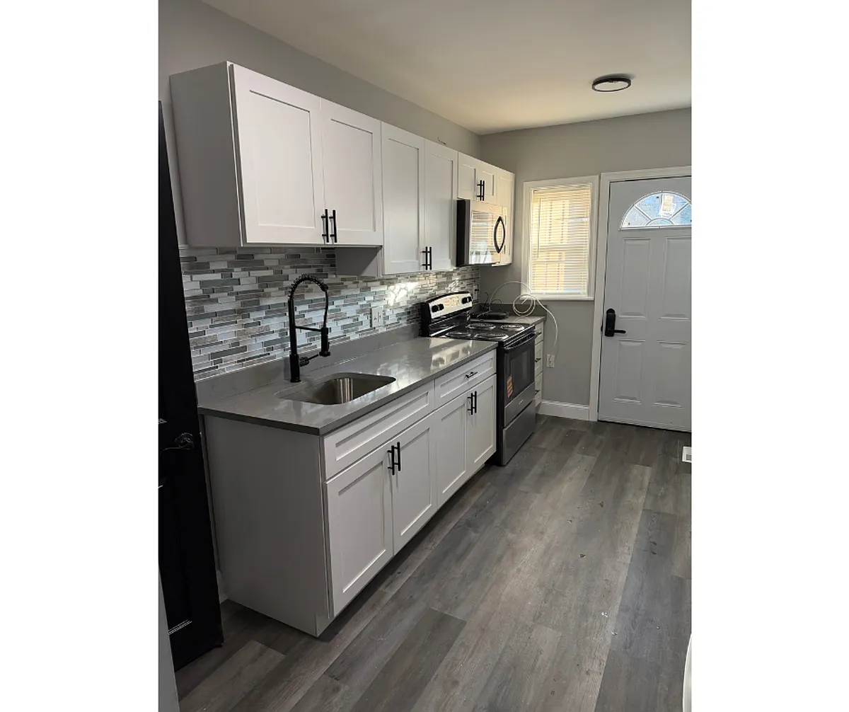 Building Photo - 1271 Limit Ave #2B-650-2B