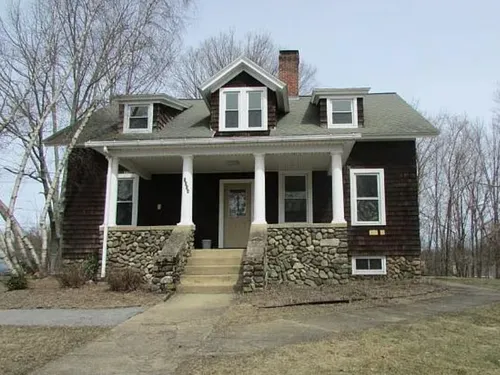 1204 Storrs Rd Photo 1