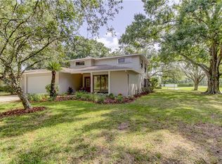 13701 Wilkes Dr, Tampa, FL 33618