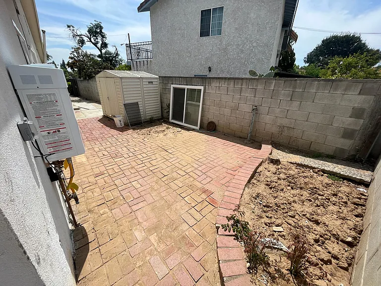 9739 Danube Ave — Photo 8