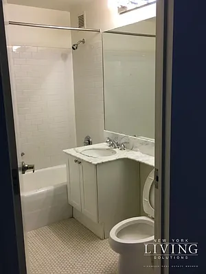 Rented by NY Living Solutions | media 22