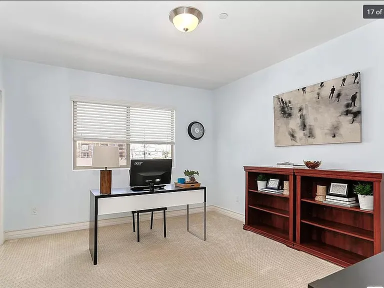 936 N Hudson Ave #301 — Photo 11