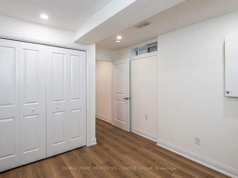 45 Astoria Ave #3 — Photo 10