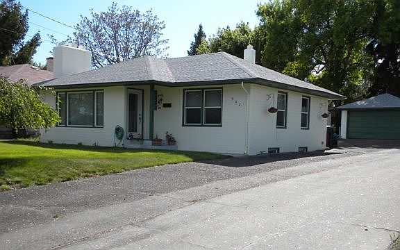 2nd image of 902 S 32nd Ave