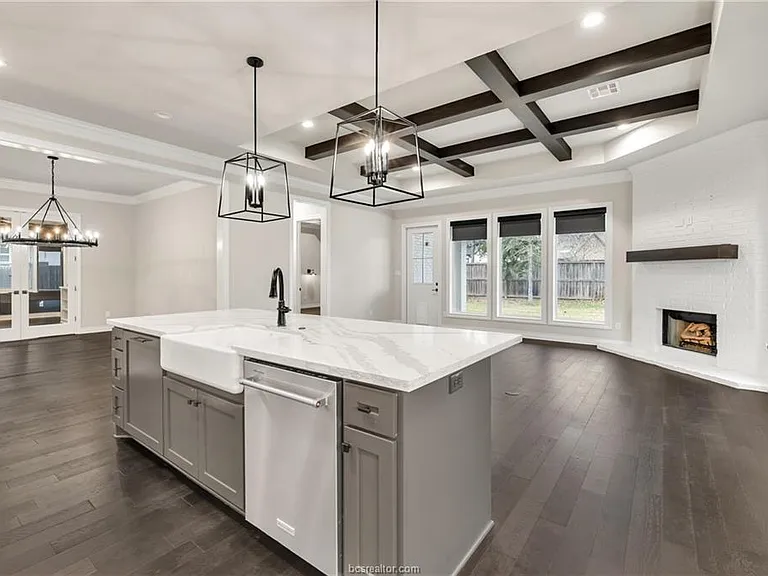 1736 Blanco Bend Dr — Photo 5