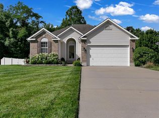 5002 NW Woodside Dr, Riverside, MO 64150