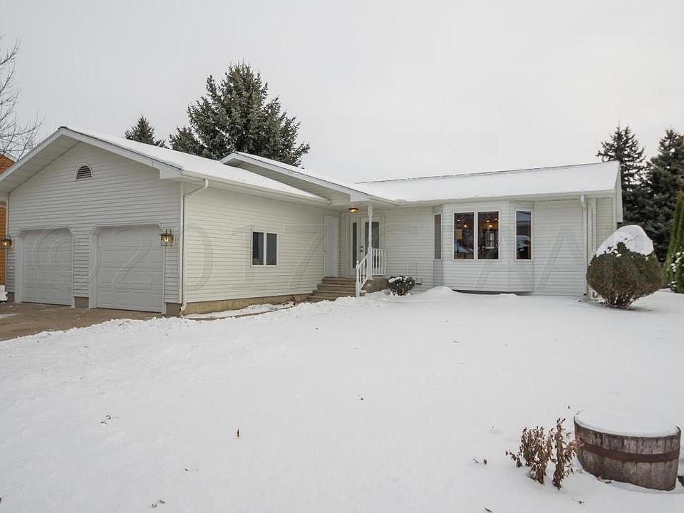 1st image of 3911 Fairview Dr