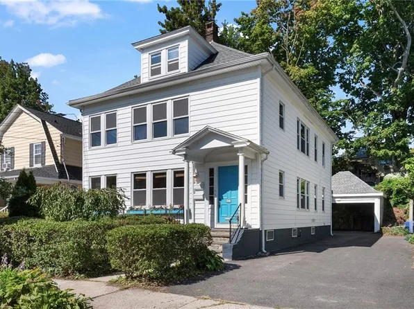 21 Taft Ave, Providence, RI 02906