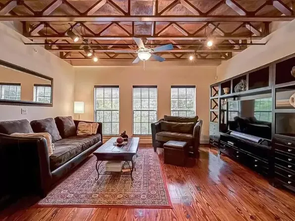 1618 Elgin St #10, Houston, TX 77004