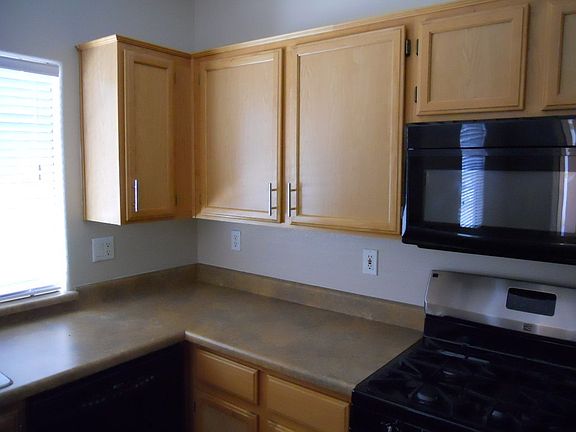 4th image of 3830 Juno Beach St