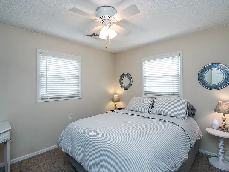 430 Vattier St — Photo 10