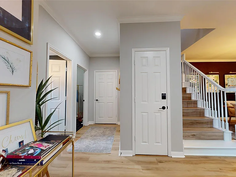 17 Waugh Dr #201 — Photo 23