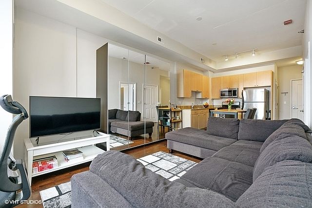 1st image of 1464 S Michigan Ave APT 708
