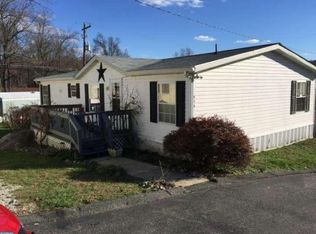 202 Joyce Ln, Honey Brook, PA 19344