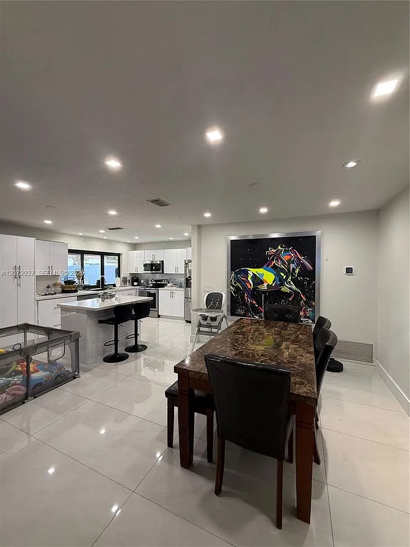11450 NW 30th Place, Sunrise, FL 33323 — Photo 3